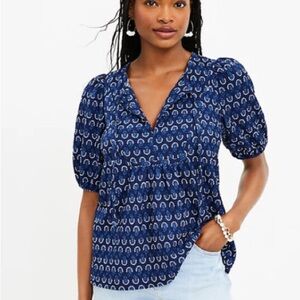 LOFT Blouse Blue Floral Short Sleeve Front Tie Size L